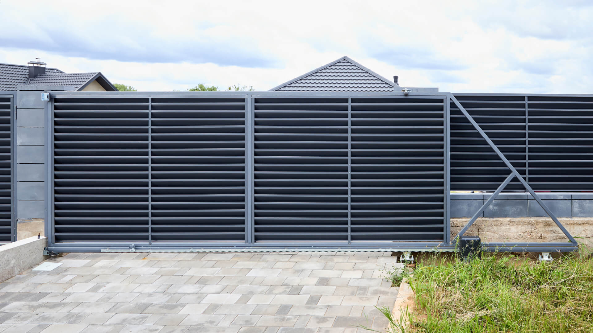 dependable commercial gate repair near me in Los Angeles, CA